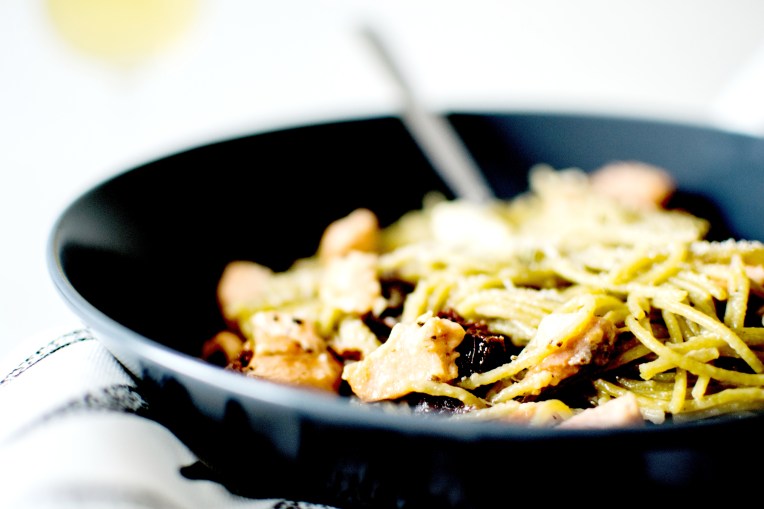 spaghetti au saumon feta et tomates séchées 5