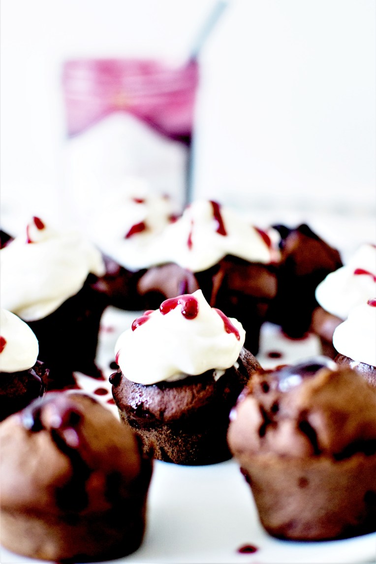 Bloody cupcakes francis miot (6)